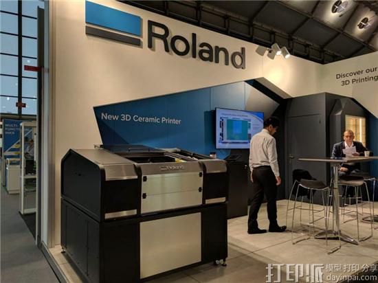 Roland-3D-ceramic-printer-formnext-906x679.jpg