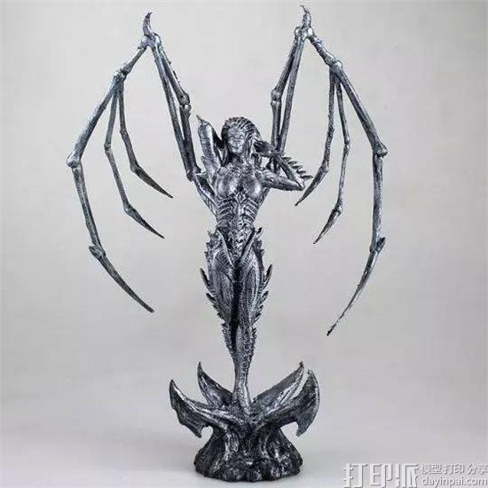 真暴雪死忠粉！ 《星际争霸2》玩家3D打印虫族单位模型