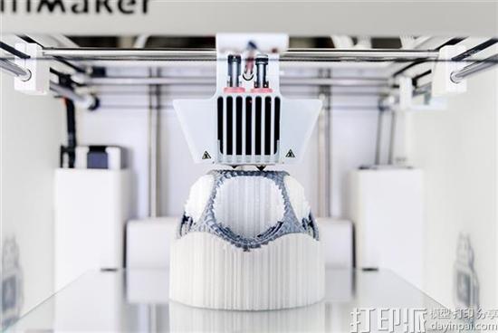 为防止专利侵权诉讼 开源3D打印机制造商Ultimaker首次提交专利申请