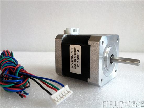 自己DIY 3D打印机，选择配哪款步进电机比较好？