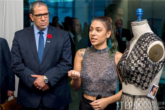 加拿大瑞尔森大学孵化器助力本校学生进军3D打印时尚业 加拿大瑞尔森大学孵化器助力本校学生进军3D打印时尚业