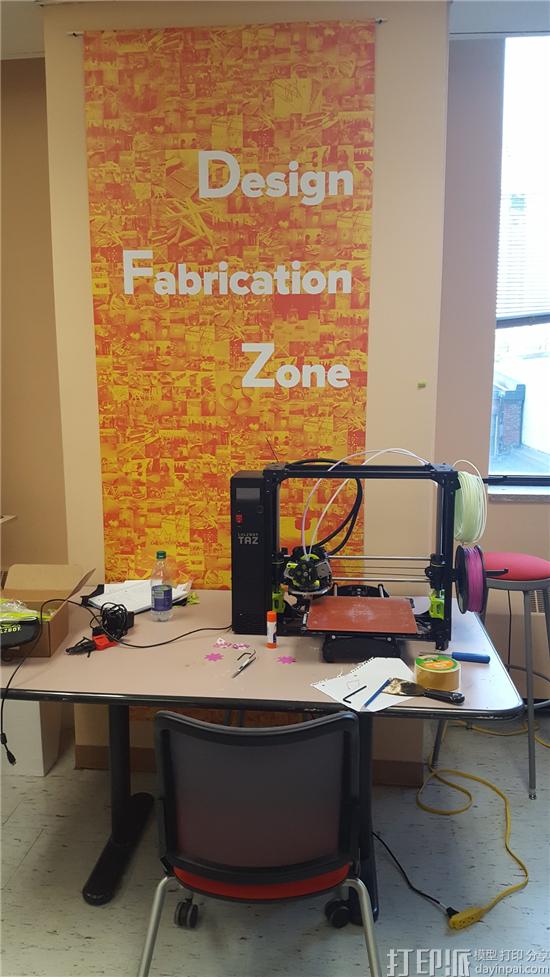 加拿大瑞尔森大学孵化器助力本校学生进军3D打印时尚业 加拿大瑞尔森大学孵化器助力本校学生进军3D打印时尚业