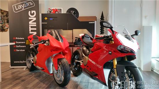 摩托车爱好者用3D打印机制造出全尺寸的杜卡迪摩托车3D模型 重达38.9公斤