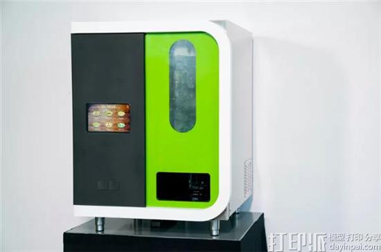 Chowbotics公司开发出制作沙拉的3D打印机 一分钟完成一份沙拉