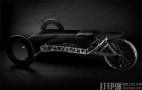 德国五名大学生制造出 由无绳电钻驱动的3D打印赛车“TOXIC”