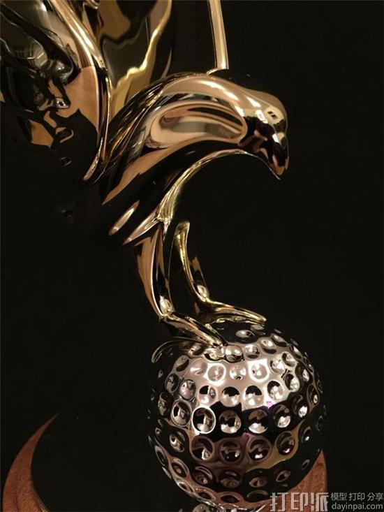 英国3D打印公司isodo3D用3D打印复制阿布扎比高尔夫球赛冠军奖杯