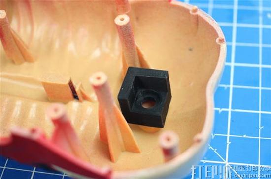 超搞怪的玩具！ 化学工程师推出3D打印“放屁”吹泡泡机