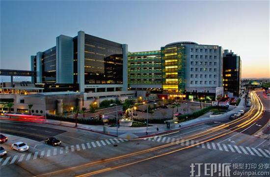 Cedars-Sinai团队使用3D打印脚跟模型证明现行的脚后跟畸形手术需要改进