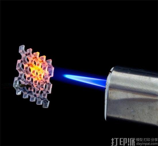 德国研究人员开发出低温下SLA 3D打印玻璃结构的方法