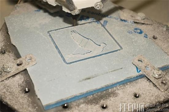 MAG推出集激光雕刻、CNC数控铣削及绘图功能的3D打印机Creatum