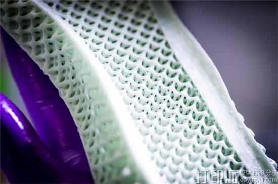 阿迪达斯携西门子改进其新的生产系统SPEEDFACTORY