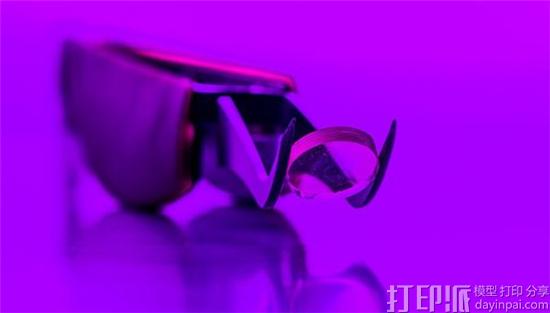 LLNL开发出新的玻璃3D打印技术：采用定制玻璃墨水 在室温下打印