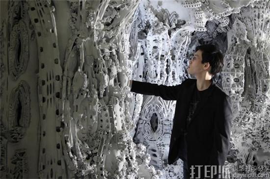 蓬皮杜艺术中心永久收藏耗7吨砂石的“数字怪诞2”3D打印雕塑