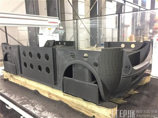 Local Motors公司的3D打印物联网无人驾驶电动巴士Olli即将实现量产 Local Motors公司的3D打印物联网无人驾驶电动巴士Olli即将实现量产