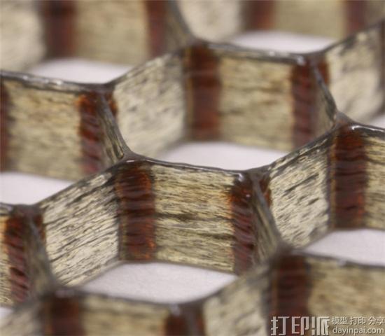 热固性材料是怎么加热成型的？有什么样的特性？