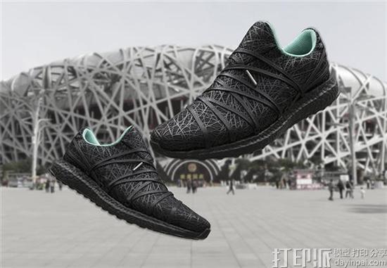 阿迪达斯展示新款3D打印定制跑鞋UltraBOOST Nest 灵感来自鸟巢