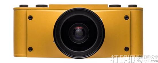 俄罗斯摄影师利用3D打印技术DIY出中画幅胶片相机