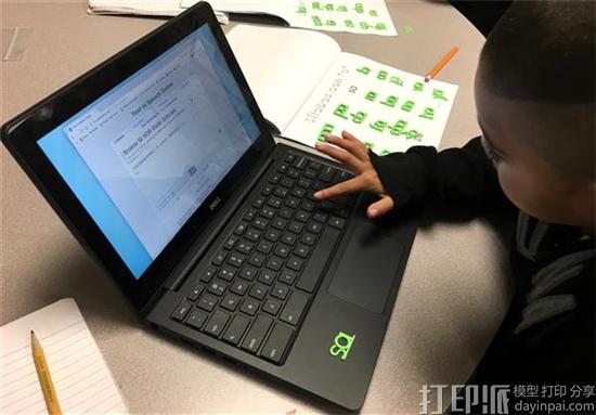 休斯敦小学3D打印音节和字母教具帮助学生学习西班牙语