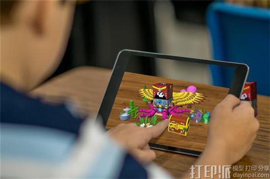 结合3D打印与AR增强现实技术的新奇玩具SwapBots 预售价16英镑