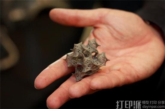 研究人员开发出自动分选识别3D打印金属粉末的机器视觉技术 准确率超95％