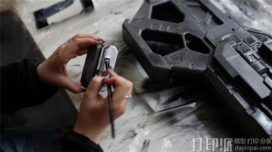 Cosplay新高度：波兰公司3D打印暴雪公司射击游戏Overwatch中的枪支