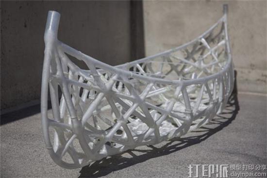苏黎世联邦理工学院团队凭借3D打印船只摘第26届水泥轻舟赛桂冠