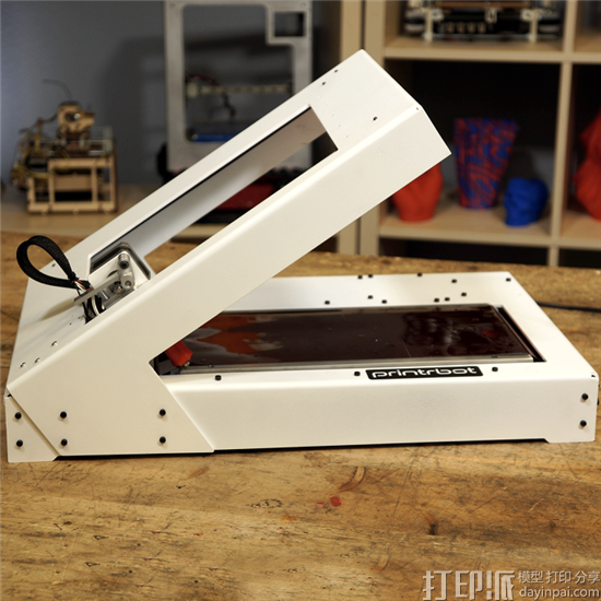新的传送带3D打印机Printrbelt上市 售价1699美元