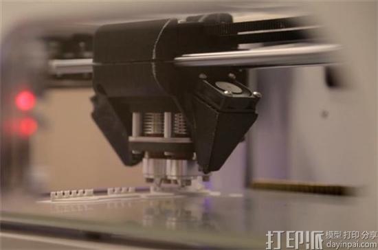 Service Kingg公司成功试验用3D打印标签修复汽车保险杠蒙皮
