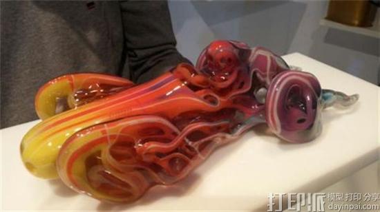 比利时艺术家用为2017古德伍德赛车节制作绚丽的3D打印奖杯
