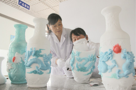 无棣县盐雕产品成功升级到第三代 可实现3D打印