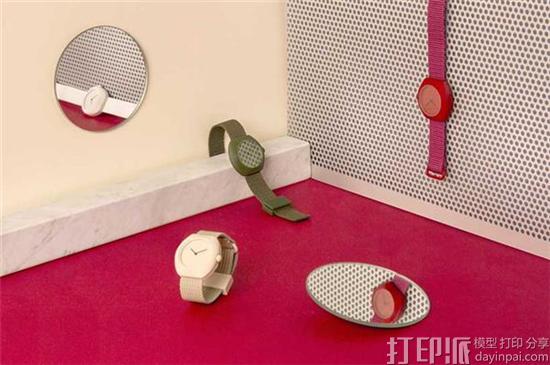 设计工作室Notaroberto-Boldrini推出了新一代3D打印手表Watch.step