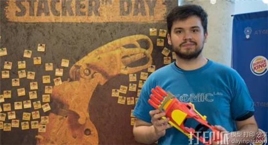 burger-king-latest-promo-raises-money-argentine-3d-printed-prosthetics-maker-atomic-lab-2.jpg