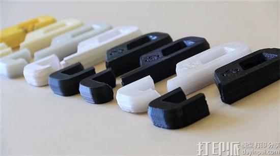 Airwolf 3D用材料打印挂钩进行强度测试：哪种3D打印材料最强？