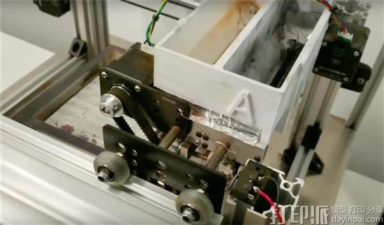 美国大学生开发出用于多材料金属3D打印的DMLM粉末沉积系统