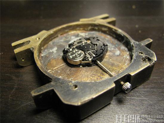 真手工达人！ 国外创客分享3D打印定制手表的制作过程