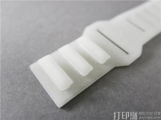 法国3D打印服务商Sculpteo引入新的柔性塑料3D打印材料PEBA2301