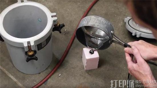 创客发布使用3D打印机、空气压缩机和压力容器DIY低温金属铸造的指南