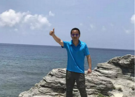 3D打印脊椎植入一年的患者基本痊愈，已可以上山下海