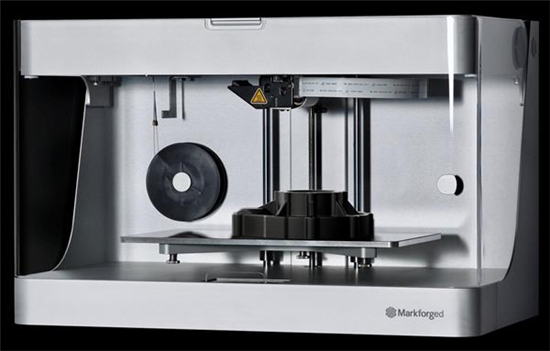 Markforged推出两款新的工业3D打印机X3和X5 扩大产品线