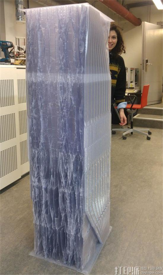 荷兰大学生研发出适用于各种气候条件的3D打印立面建筑系统Spong3D