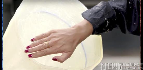 伦敦艺术家3D打印出最新艺术系列作品“想象的文物”