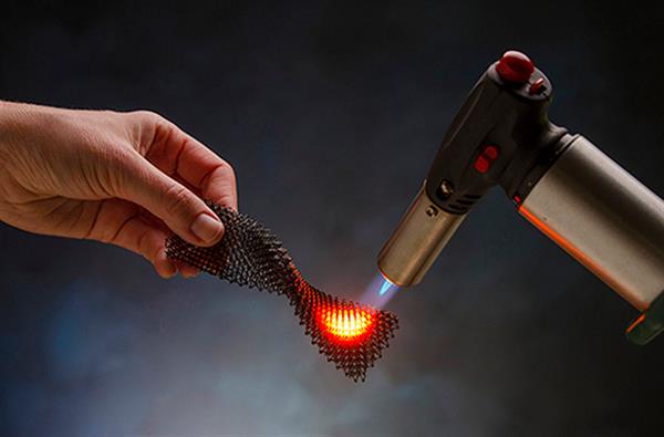 NASA对HRL实验室的3D打印火箭发动机陶瓷零件研究提供资金支持