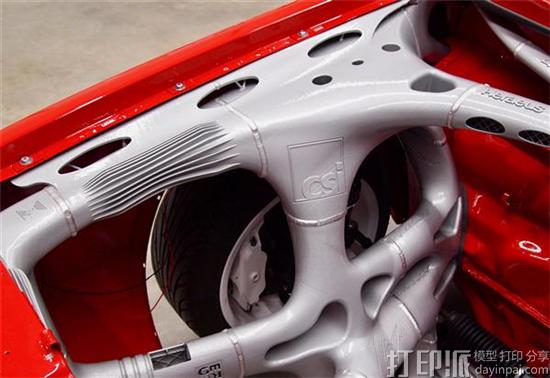 多家制造业巨头组成3i-PRINT联合团队 3D打印出大众开迪的前端结构