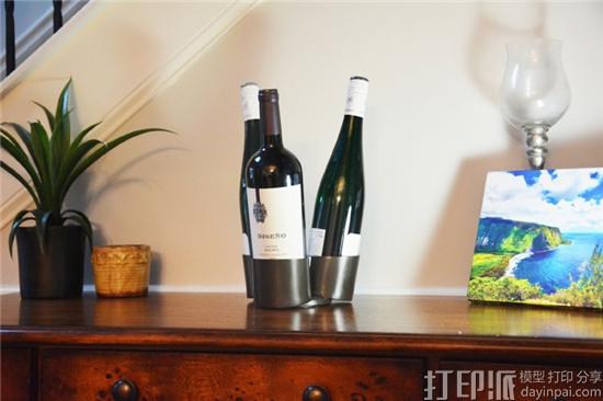 创客利用3D打印制作出别致的酒托 彰显品质生活