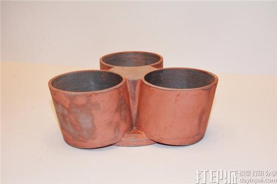 创客利用3D打印制作出别致的酒托 彰显品质生活