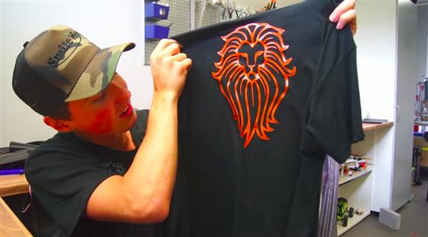 时尚新玩法 RCLifeOn创始人成功制作出带3D打印印花的T恤