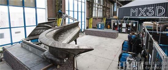 MX3D正在建造的一座3D打印钢桥 获得欧特克的资助