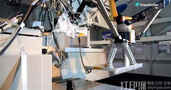 CMS与Fraunhofer IWU共同开发3D打印、机加工混合系统CMS Kreator CMS与Fraunhofer IWU共同开发3D打印、机加工混合系统CMS Kreator