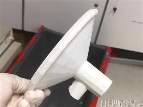 爱尔兰学生团队开发出低成本的3D打印吸乳器 可改善贫困地区的哺乳问题 爱尔兰学生团队开发出低成本的3D打印吸乳器 可改善贫困地区的哺乳问题