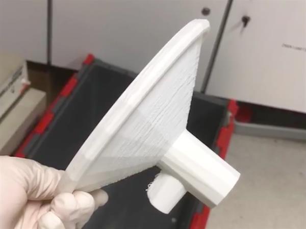 爱尔兰学生团队开发出低成本的3D打印吸乳器 可改善贫困地区的哺乳问题